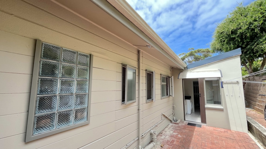 3 Bedroom Property for Sale in Glencairn Western Cape